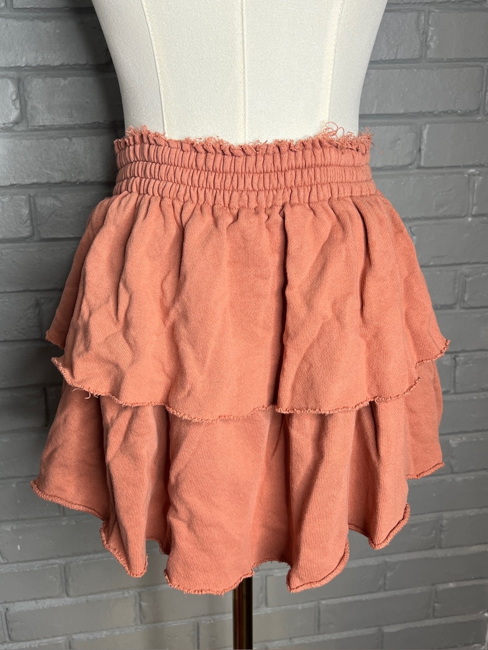 Aerie Coral Tiered High-Waisted Ruffle Raw Hem Mini Skirt Size XS